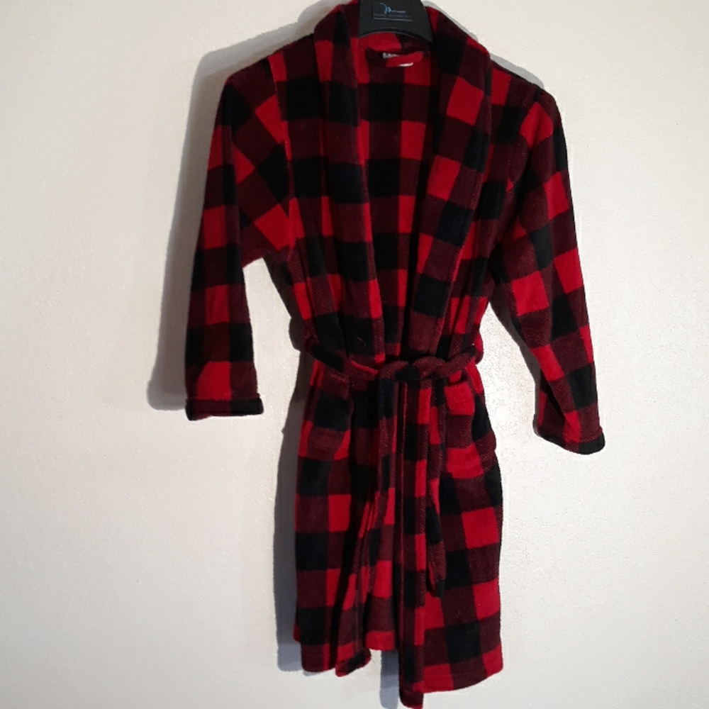 Boy's Robe Size M (8-10)